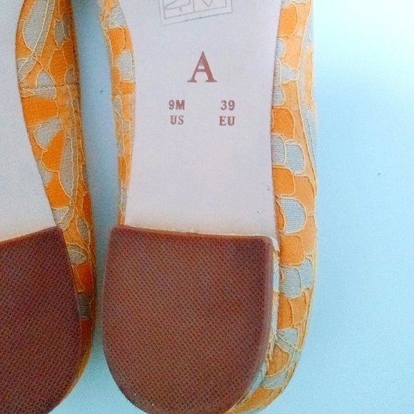 ANTHROPOLOGIE YELLOW LACE BALLET FLATS SIZE 9M - Picture 9 of 12